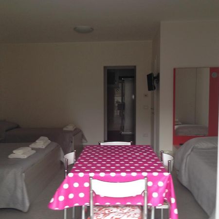 דירות פסקיארה דל גארדה Casa Armonia מראה חיצוני תמונה
