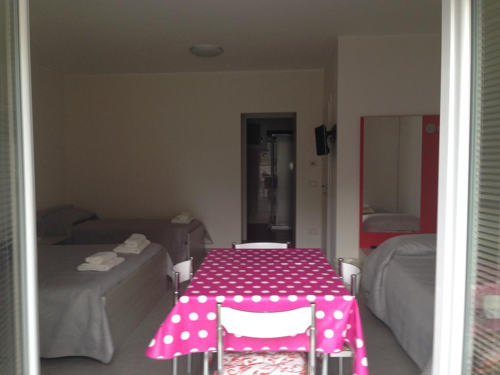 דירות פסקיארה דל גארדה Casa Armonia מראה חיצוני תמונה