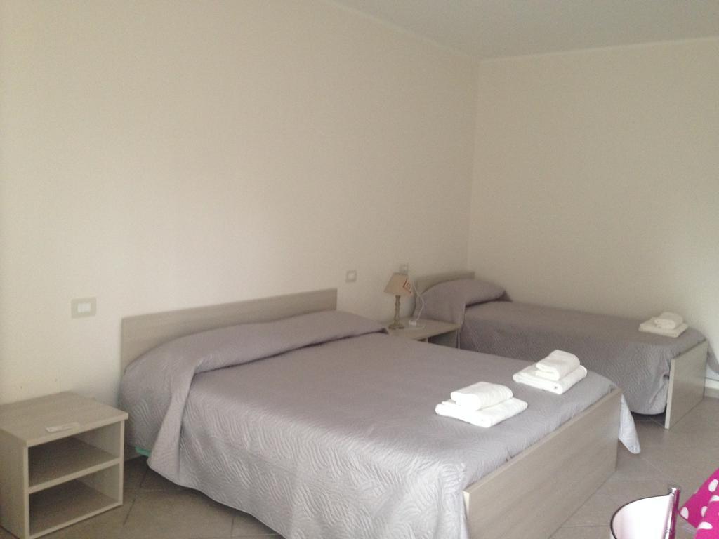 דירות פסקיארה דל גארדה Casa Armonia מראה חיצוני תמונה