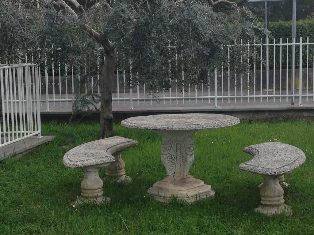 דירות פסקיארה דל גארדה Casa Armonia מראה חיצוני תמונה